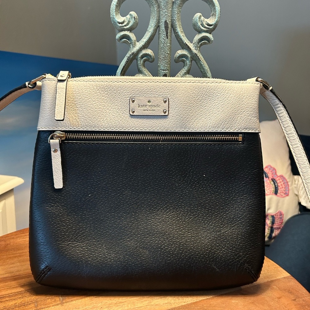 Kate Spade Two-Tone Black and Cream Crossbody Bag